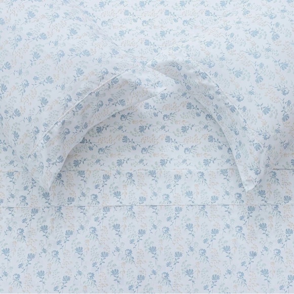 King 6 Piece Sheet Set - Floral White - Picture 7 of 7